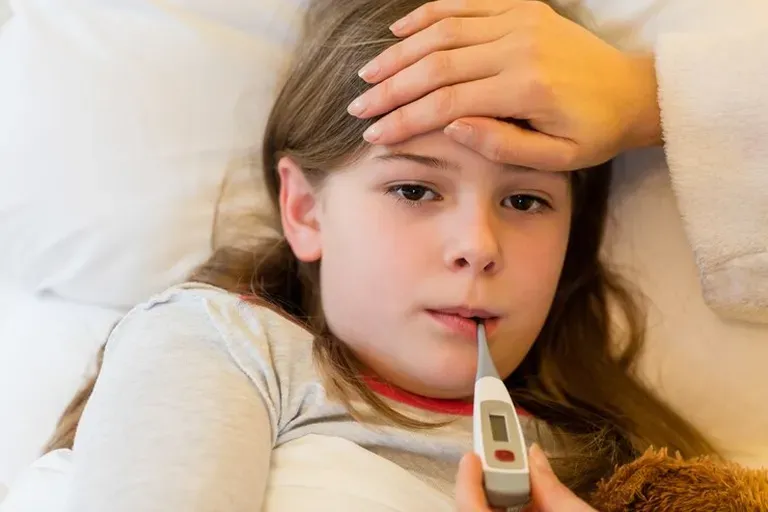 early-signs-of-fever-in-children